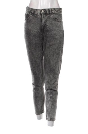 Damskie jeansy Pull&Bear, Rozmiar M, Kolor Szary, Cena 43,55 zł, #137149325