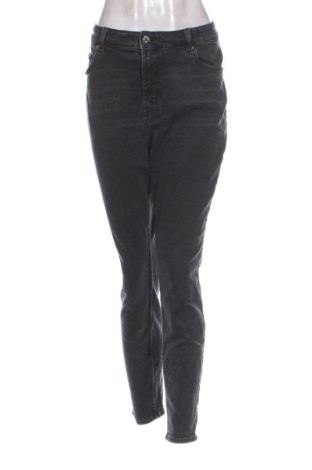 Blugi de femei H&M, Mărime L, Culoare Multicolor, Preț 112,00 Lei, #136798603