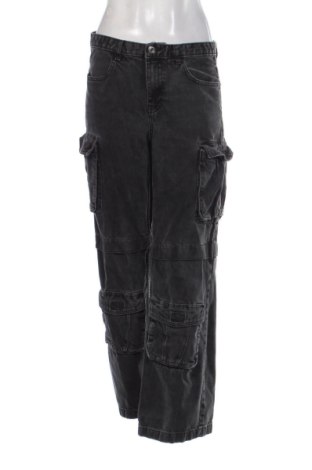 Дамски дънки Bershka, Размер M, Цвят Черен, Цена 15,00 €, #136922042