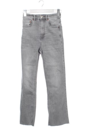 Blugi de femei Stradivarius, Mărime XXS, Culoare Gri, Preț 73,49 Lei, #137043434