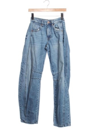 Дамски дънки Stradivarius, Размер XS, Цвят Син, Цена 14,00 €, #137046436