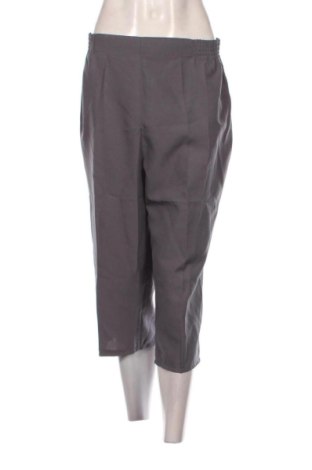 Pantaloni scurți de femei Unbranded, Mărime M, Culoare Gri, Preț 50,96 Lei, #136978194
