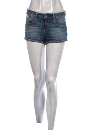 Дамски къс панталон Guess, Размер M, Цвят Син, Цена 26,00 €, #137039175