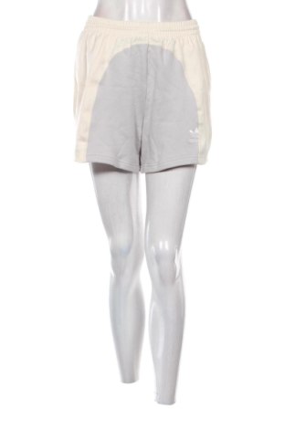 Női rövidnadrág Adidas, Méret S, Szín Sokszínű, Ár 8 156 Ft, #137053645