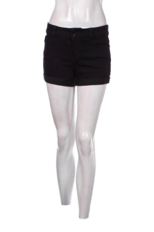Pantaloni scurți de femei Wallflower, Mărime M, Culoare Negru, Preț 59,99 Lei, #137069808
