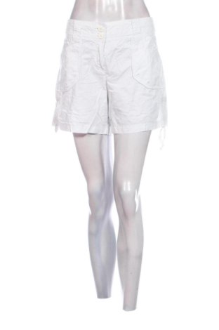 Pantaloni scurți de femei Camaieu, Mărime M, Culoare Alb, Preț 34,99 Lei, #137072434