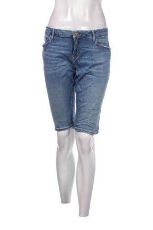Γυναικείο κοντό παντελόνι Cross Jeans, Μέγεθος L, Χρώμα Μπλέ, Τιμή 10,99 €, #137074508