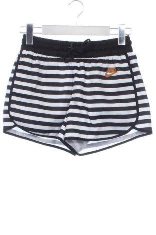 Pantaloni scurți de femei Nike, Mărime XS, Culoare Multicolor, Preț 99,73 Lei, #137078546