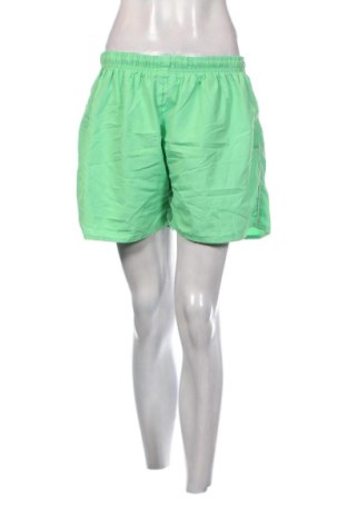 Pantaloni scurți de femei Unbranded, Mărime M, Culoare Verde, Preț 34,99 Lei, #137085118