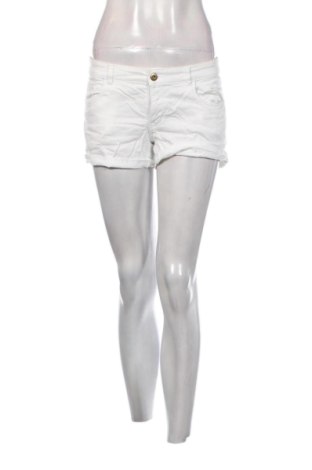 Női rövidnadrág H&M, Méret M, Szín Fehér, Ár 3 979 Ft, #137086718