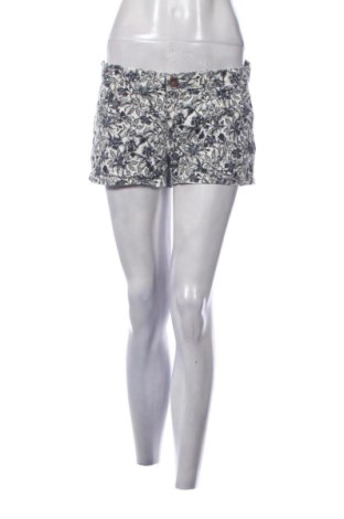 Pantaloni scurți de femei H&M, Mărime L, Culoare Multicolor, Preț 49,99 Lei, #137092248