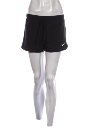 Női rövidnadrág Nike, Méret S, Szín Fekete, Ár 8 279 Ft, #137103920