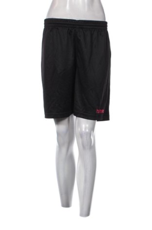 Pantaloni scurți de femei Hummel, Mărime M, Culoare Negru, Preț 41,99 Lei, #137104206