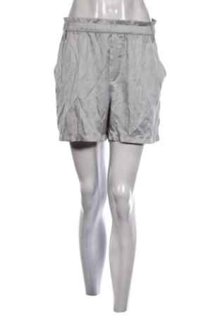 Дамски къс панталон H&M, Размер L, Цвят Сив, Цена 11,00 €, #137105994