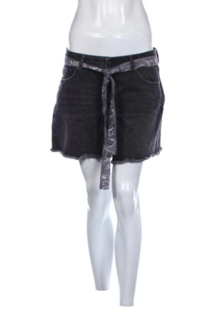 Dámske kraťasy  Superdry, Veľkosť L, Farba Sivá, Cena  15,62 €, #137109485