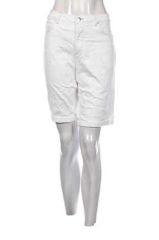 Pantaloni scurți de femei Collection L, Mărime XL, Culoare Alb, Preț 61,99 Lei, #137111787