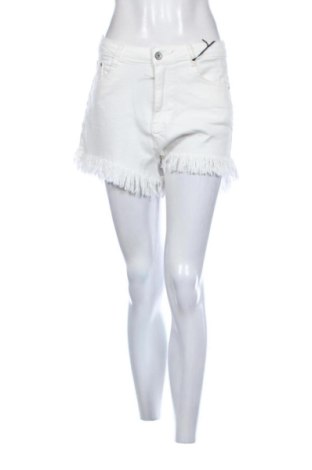Pantaloni scurți de femei Unbranded, Mărime M, Culoare Alb, Preț 73,49 Lei, #137118523