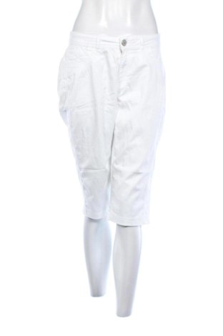 Pantaloni scurți de femei Promiss, Mărime XL, Culoare Alb, Preț 68,24 Lei, #137121207