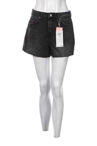 Pantaloni scurți de femei ONLY, Mărime M, Culoare Negru, Preț 128,99 Lei, #137125179