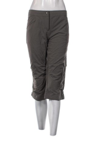 Dámské kraťasy  Adidas, Velikost L, Barva Hnědá, Cena  439,00 Kč, #137126592