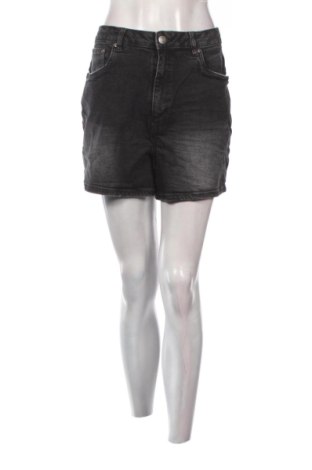 Pantaloni scurți de femei Page One, Mărime L, Culoare Gri, Preț 52,49 Lei, #137130190