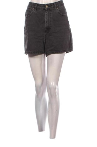 Pantaloni scurți de femei Dr. Denim, Mărime M, Culoare Gri, Preț 41,99 Lei, #137142528
