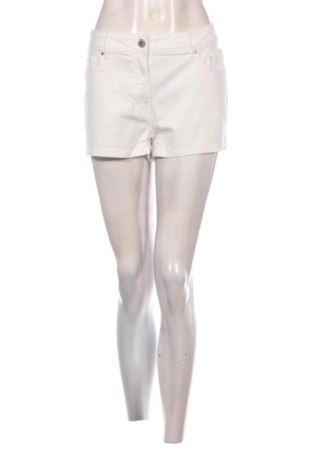 Дамски къс панталон Up 2 Fashion, Размер XL, Цвят Бял, Цена 17,80 €, #137146971