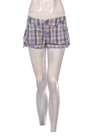 Pantaloni scurți de femei Pepe Jeans, Mărime M, Culoare Multicolor, Preț 40,68 Lei, #136986360