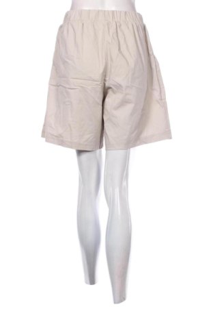 Pantaloni scurți de femei Unbranded, Mărime M, Culoare Bej, Preț 36,74 Lei, #137005915