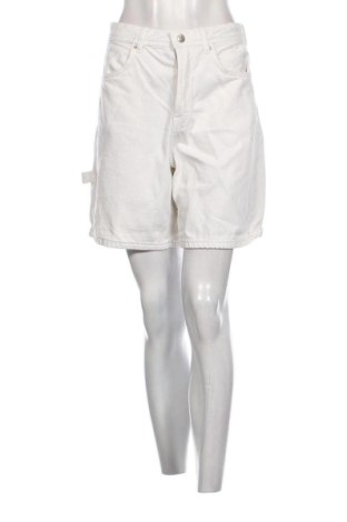 Damskie szorty Bershka, Rozmiar M, Kolor Biały, Cena 42,34 zł, #137043832
