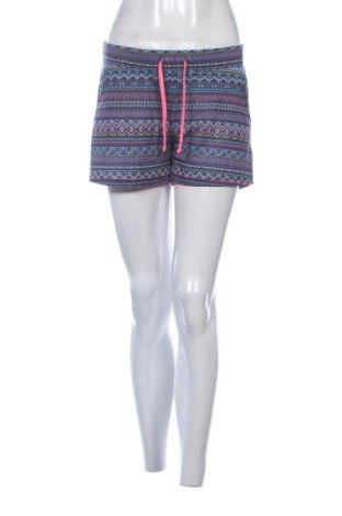 Pantaloni scurți de femei Young, Mărime M, Culoare Multicolor, Preț 47,24 Lei, #137125579