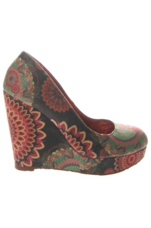 Дамски обувки Desigual, Размер 38, Цвят Многоцветен, Цена 53,54 €, #137089298