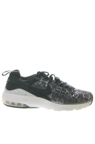 Dámske topánky  Nike, Veľkosť 40, Farba Viacfarebná, Cena  60,00 €, #137030315