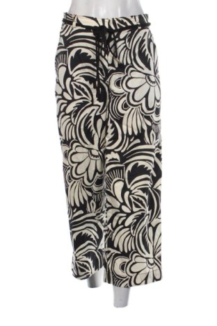 Γυναικείο παντελόνι Gerry Weber, Μέγεθος M, Χρώμα Πολύχρωμο, Τιμή 21,00 €, #136934223