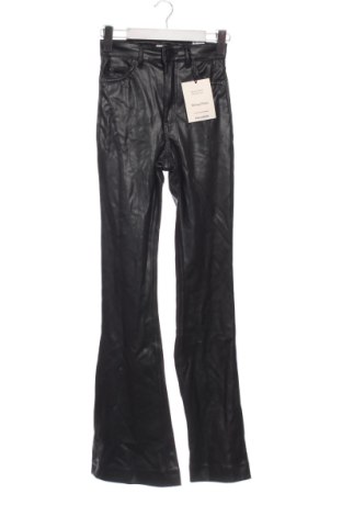 Dámské kalhoty  Pull&Bear, Velikost XXS, Barva Černá, Cena  599,00 Kč, #137017845