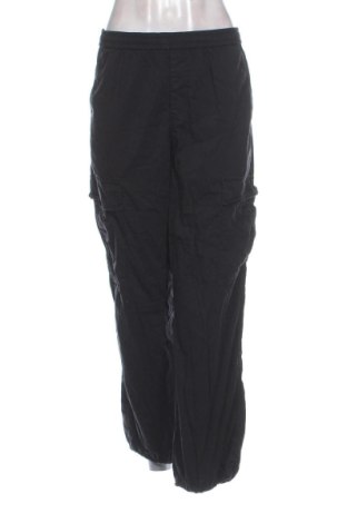 Damskie spodnie Uniqlo, Rozmiar M, Kolor Czarny, Cena 55,04 zł, #137030616