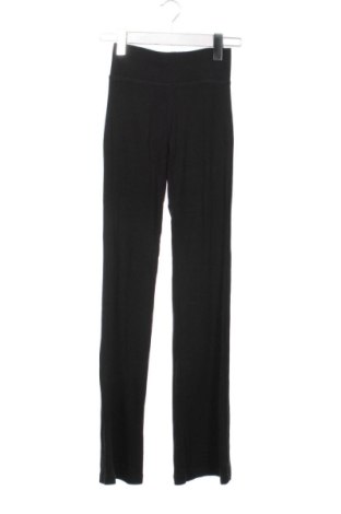 Pantaloni de femei Bershka, Mărime XXS, Culoare Negru, Preț 66,99 Lei, #137043361