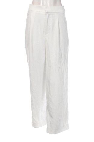 Pantaloni de femei Zara, Mărime S, Culoare Alb, Preț 62,99 Lei, #137071982