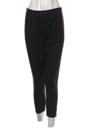 Dámske nohavice Bershka, Veľkosť S, Farba Čierna, Cena  7,24 €, #137076905