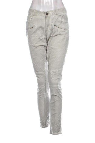Pantaloni de femei S.Oliver, Mărime XL, Culoare Ecru, Preț 118,99 Lei, #137114976
