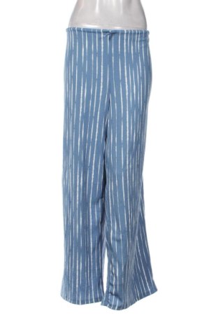 Dámské kalhoty  Pull&Bear, Velikost L, Barva Vícebarevné, Cena  249,00 Kč, #137154052