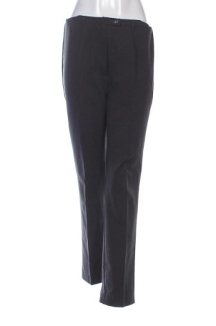 Damskie spodnie United Colors Of Benetton, Rozmiar L, Kolor Czarny, Cena 58,07 zł, #136994370