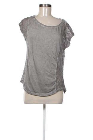 Γυναικείο τοπ Unbranded, Μέγεθος M, Χρώμα Γκρί, Τιμή 10,99 €, #137102319