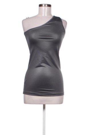 Top de femei Unbranded, Mărime M, Culoare Gri, Preț 109,65 Lei, #137131331