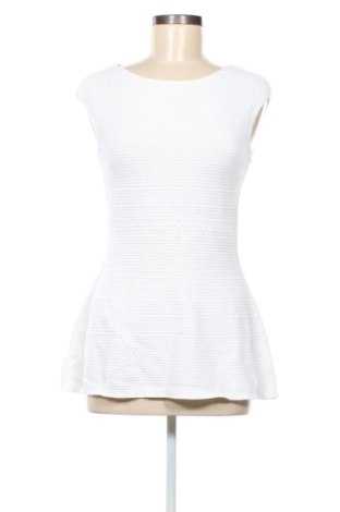 Top de femei Marc Cain, Mărime M, Culoare Alb, Preț 744,53 Lei, #137106624