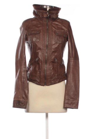 Dámska kožená bunda  Bershka, Veľkosť S, Farba Hnedá, Cena  67,00 €, #137129949