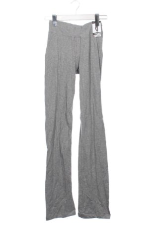 Pantaloni trening de femei Decathlon, Mărime XS, Culoare Gri, Preț 80,99 Lei, #137101940