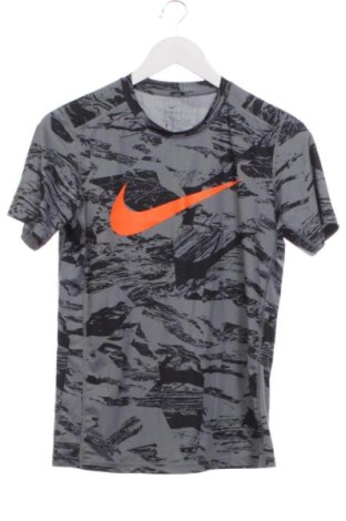 Παιδικό μπλουζάκι Nike, Μέγεθος 11-12y/ 152-158 εκ., Χρώμα Πολύχρωμο, Τιμή 20,00 €, #136847192