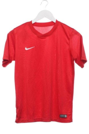 Детска тениска Nike, Размер 11-12y/ 152-158 см, Цвят Червен, Цена 15,73 €, #137079185