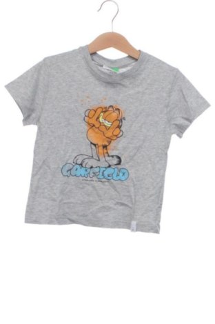 Παιδικό μπλουζάκι United Colors Of Benetton, Μέγεθος 3-4y/ 104-110 εκ., Χρώμα Γκρί, Τιμή 7,00 €, #137027052
